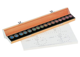 色相配列検査器(パネルD-15)